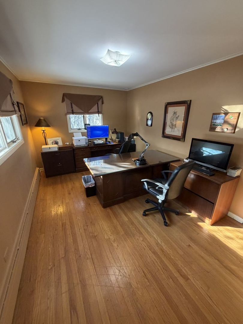 520 W Merri Oaks Road, Barrington Hills, IL 60010