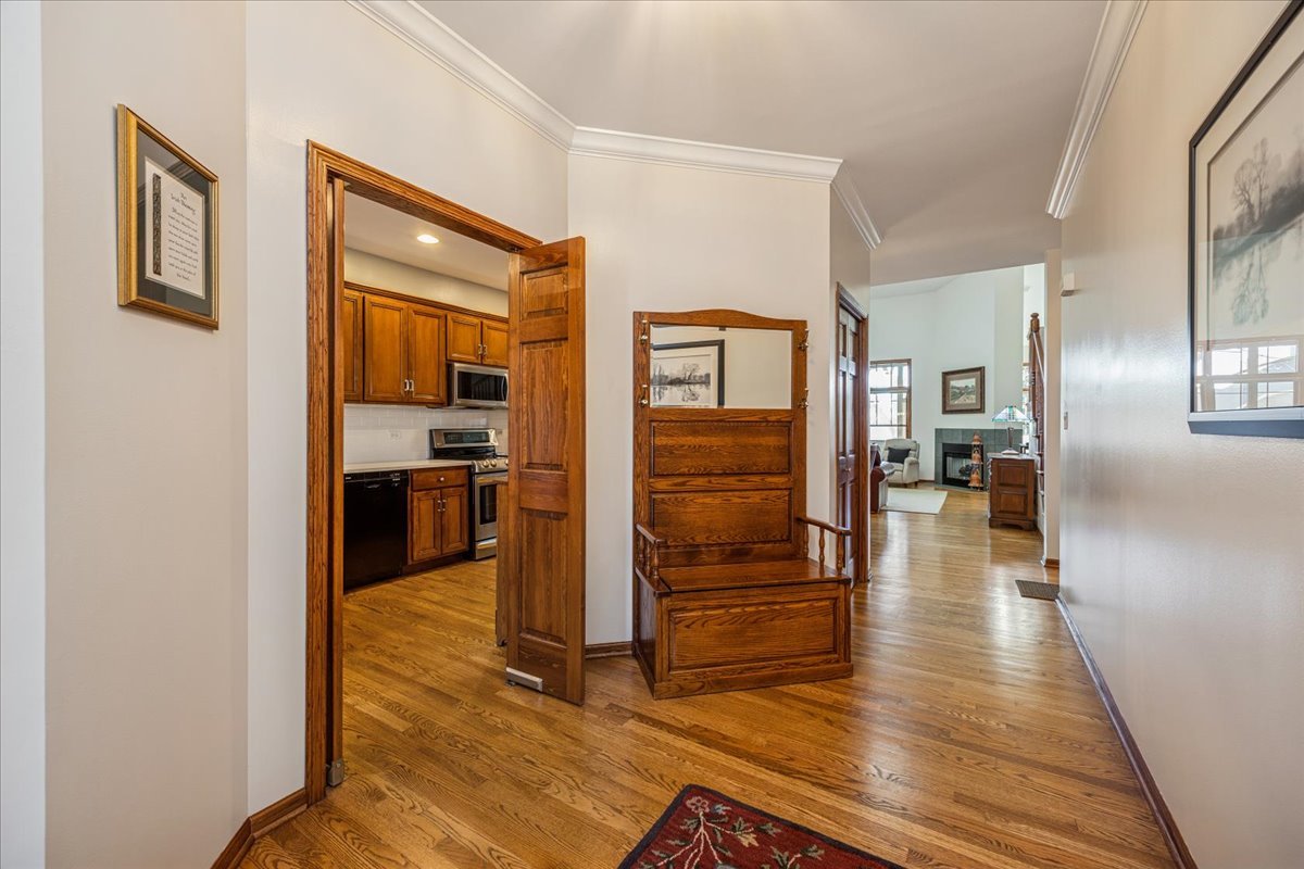 21726 Higley Lane, Frankfort, IL 60423