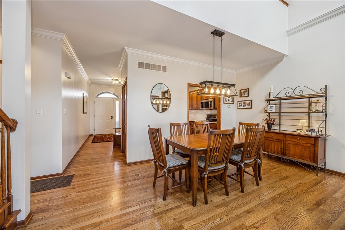 21726 Higley Lane, Frankfort, IL 60423