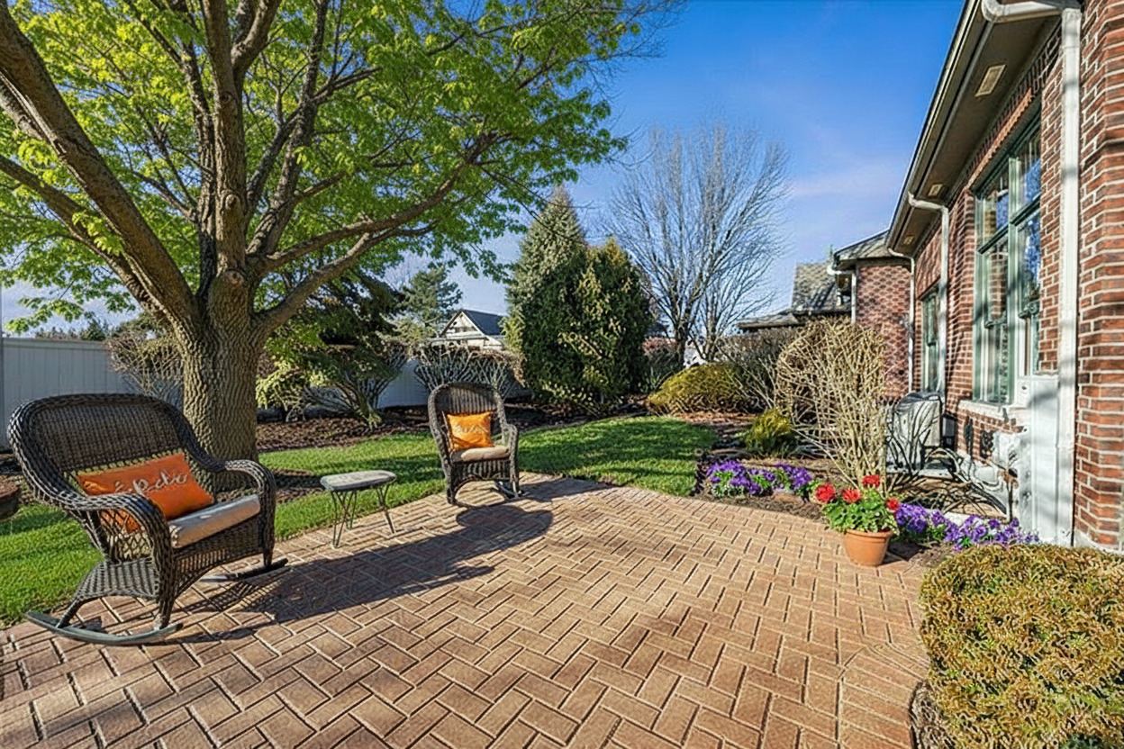 21726 Higley Lane, Frankfort, IL 60423