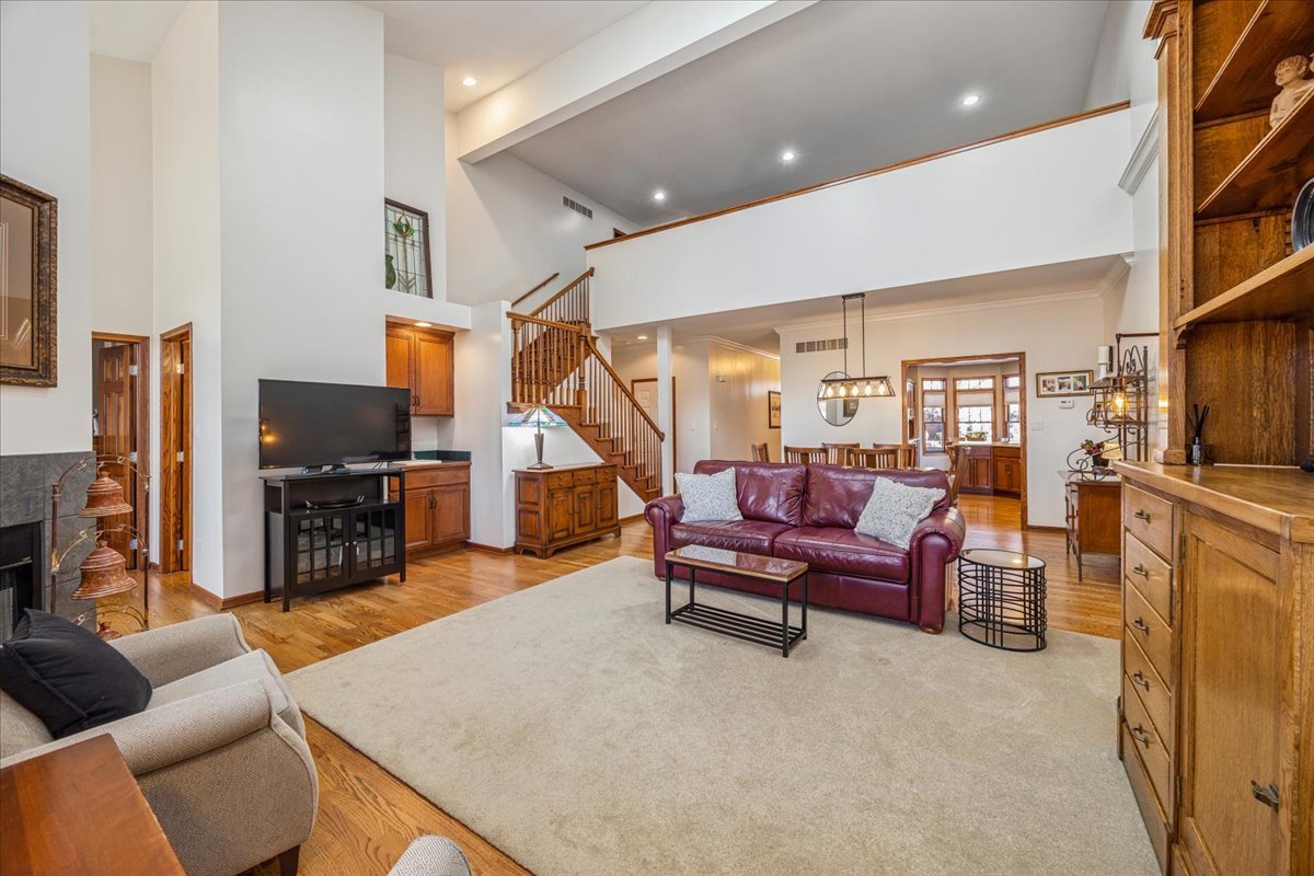 21726 Higley Lane, Frankfort, IL 60423