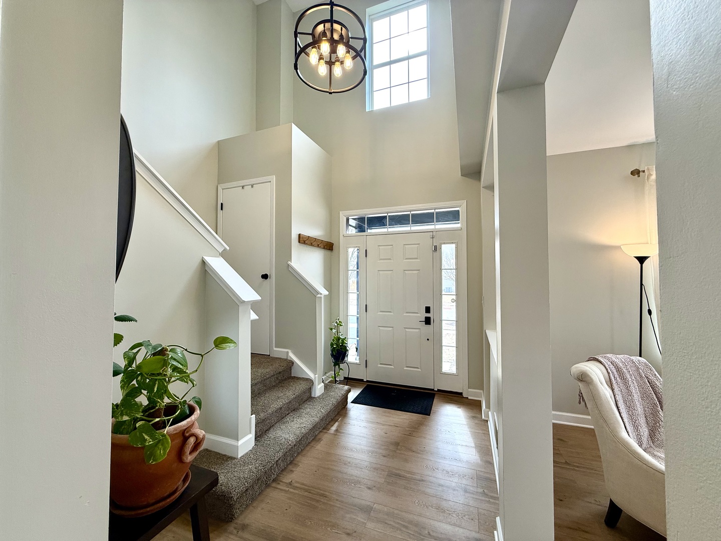 611 Paris Avenue, Oswego, IL 60543