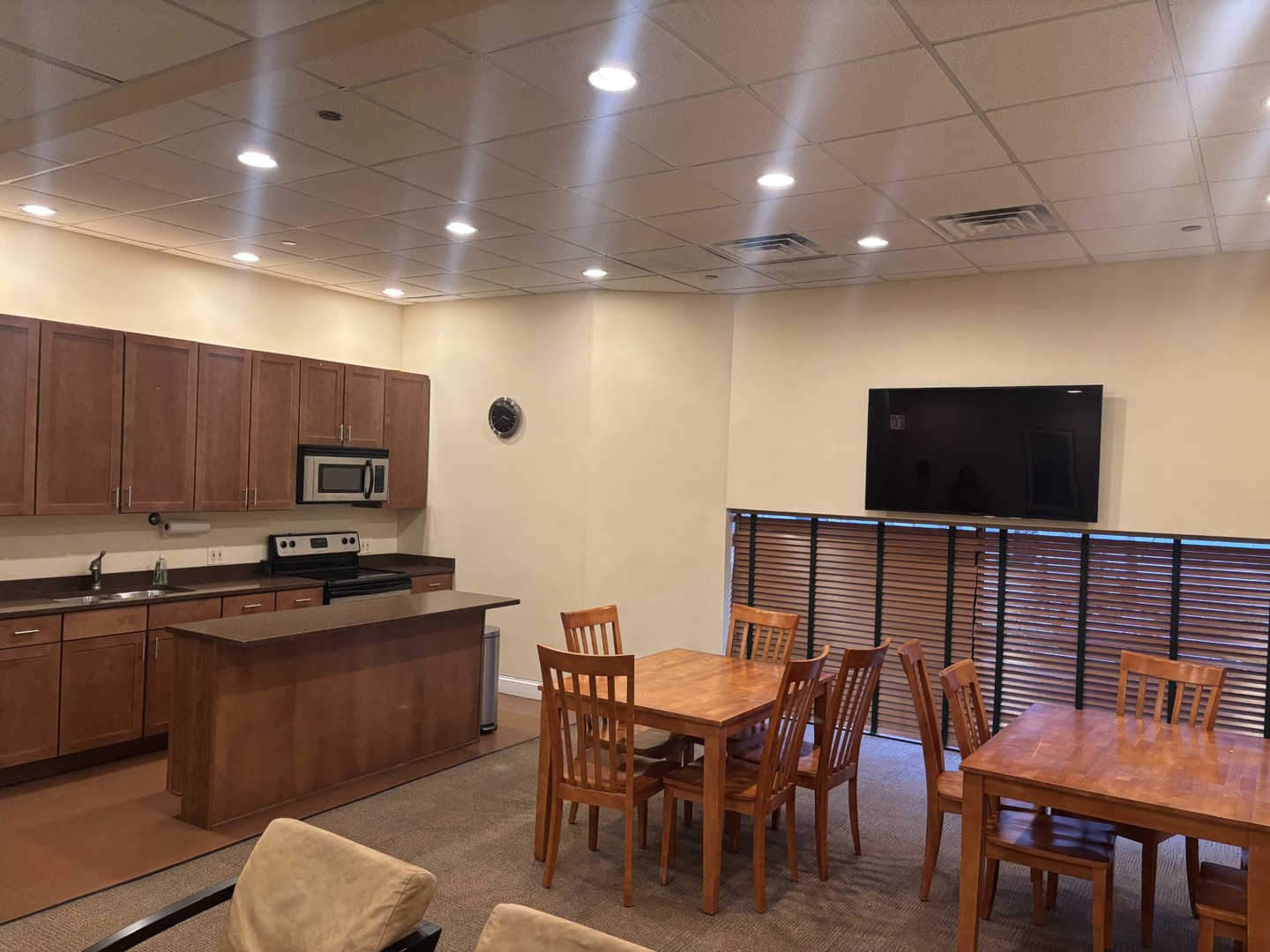 50 E Bellevue Place #1504, Chicago, IL 60611