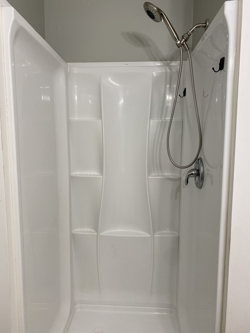 901 Van Buren Court, Vernon Hills, IL 60061