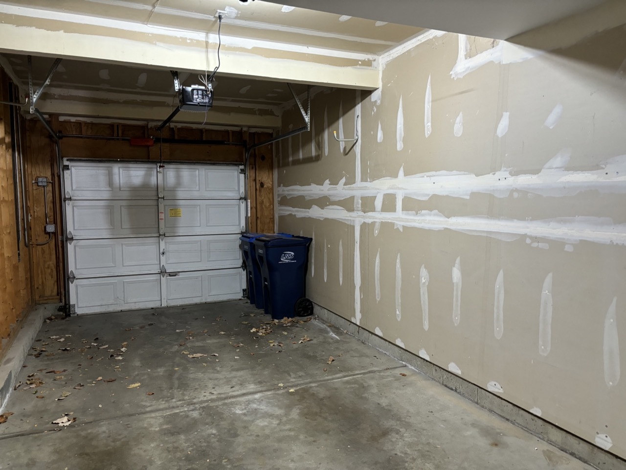 2711 Odlum Drive, Schaumburg, IL 60194