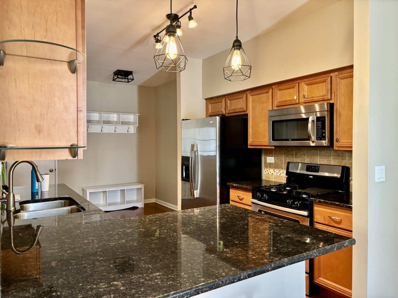 2711 Odlum Drive, Schaumburg, IL 60194