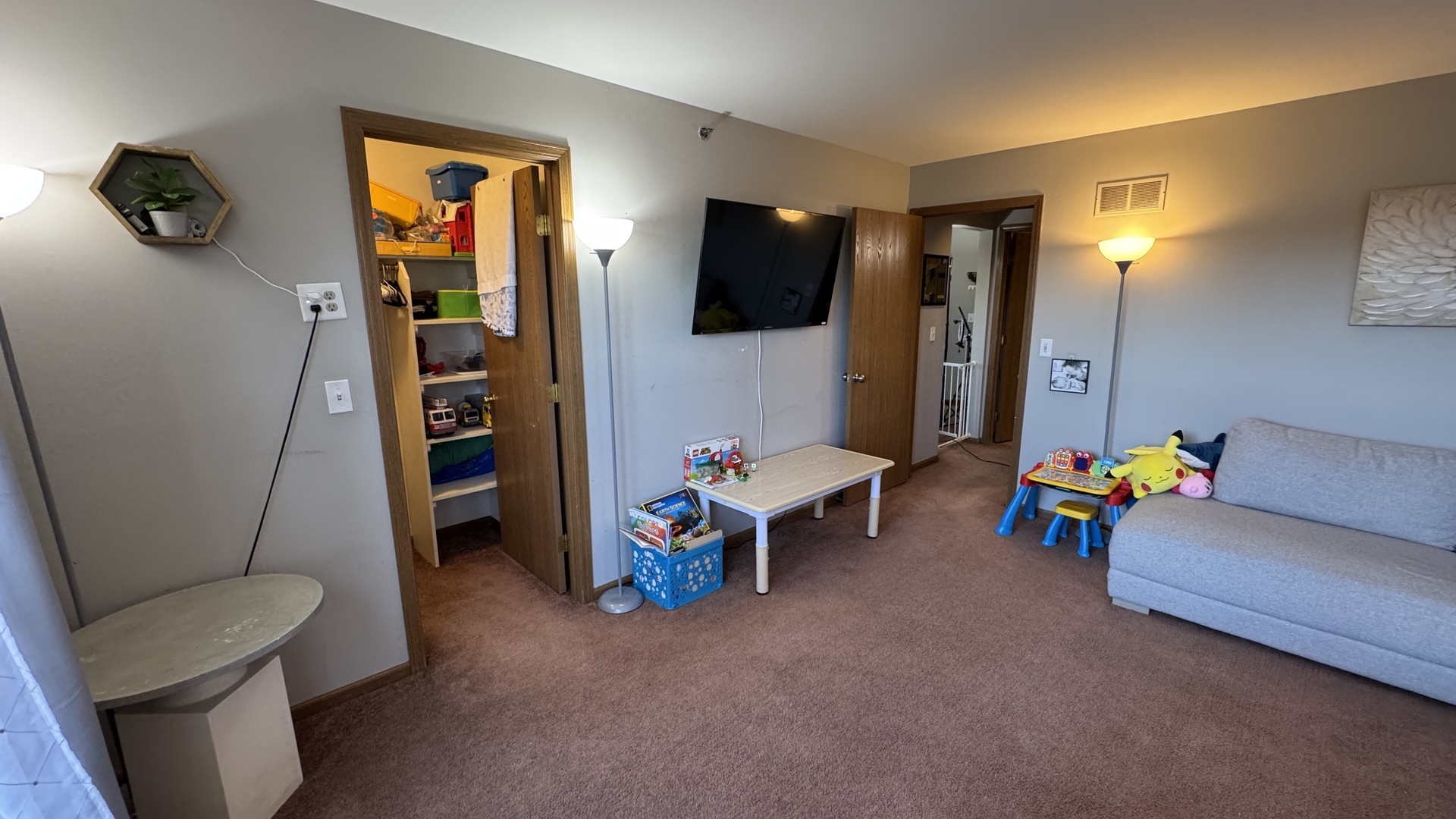 5S455 Scots Drive #F, Naperville, IL 60563