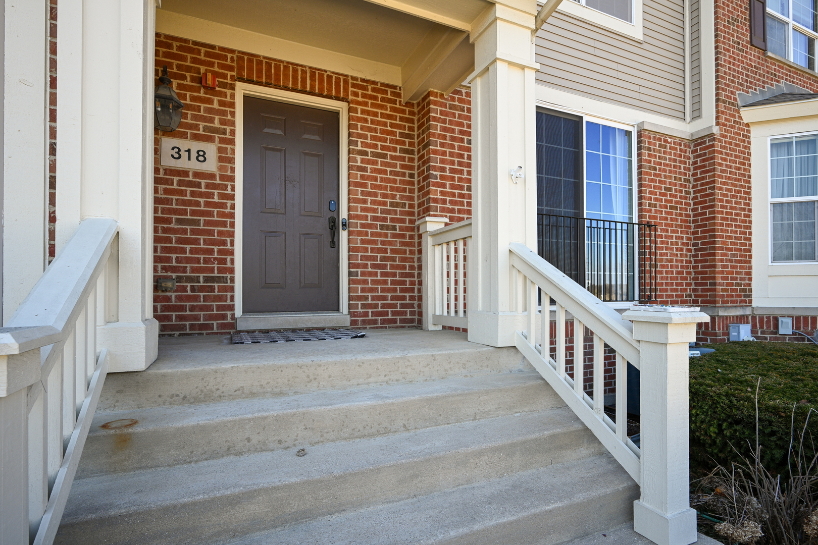 318 S Prospect Avenue, Bartlett, IL 60103