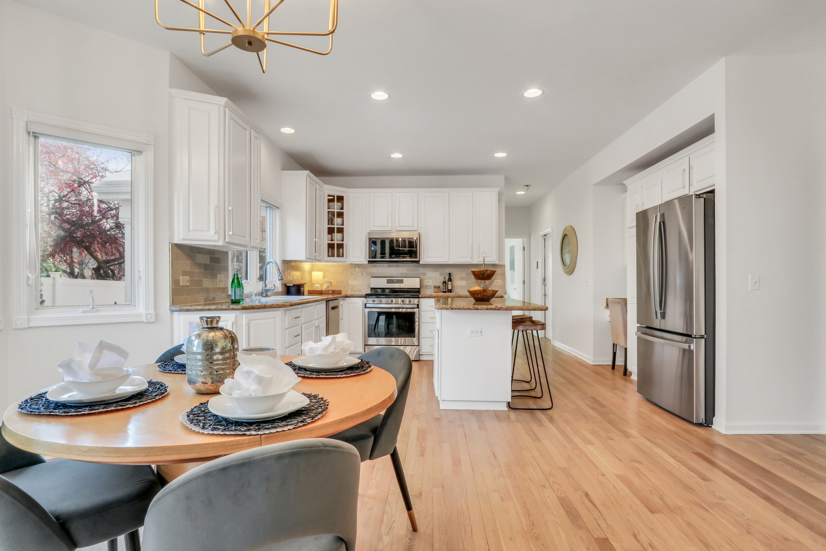 767 Aster Drive, Gurnee, IL 60031