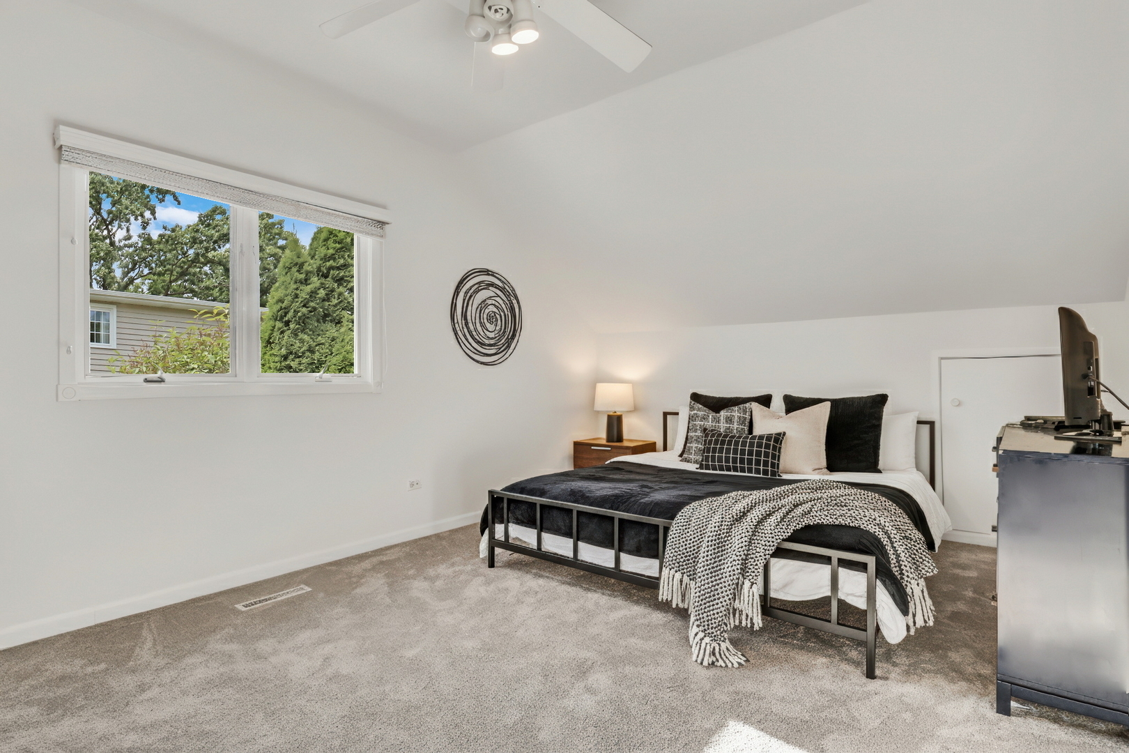 767 Aster Drive, Gurnee, IL 60031