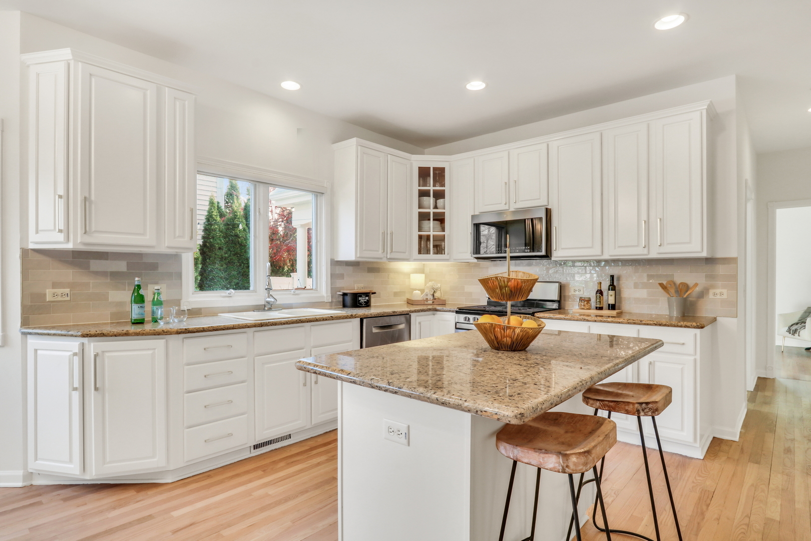 767 Aster Drive, Gurnee, IL 60031