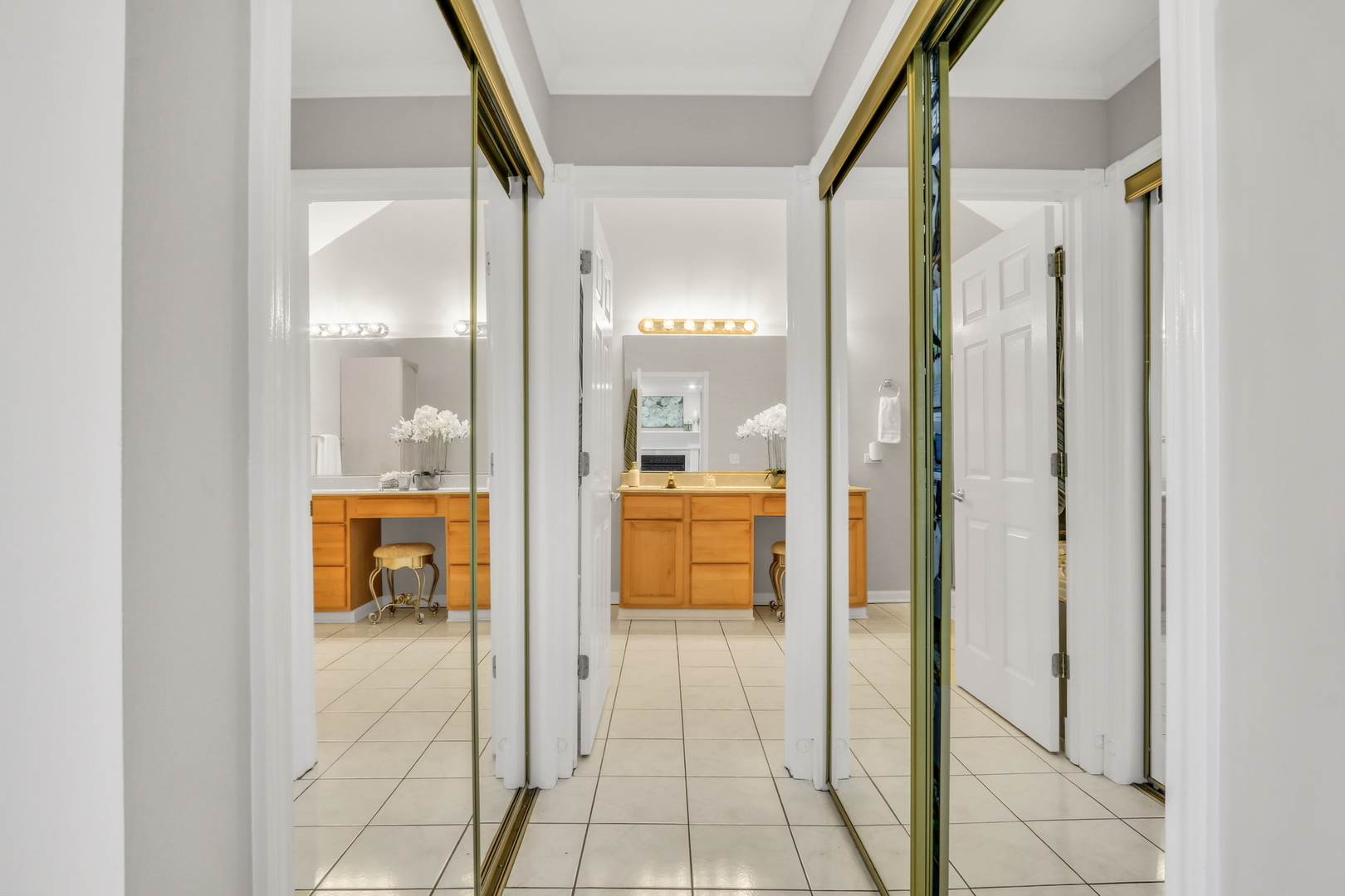 767 Aster Drive, Gurnee, IL 60031