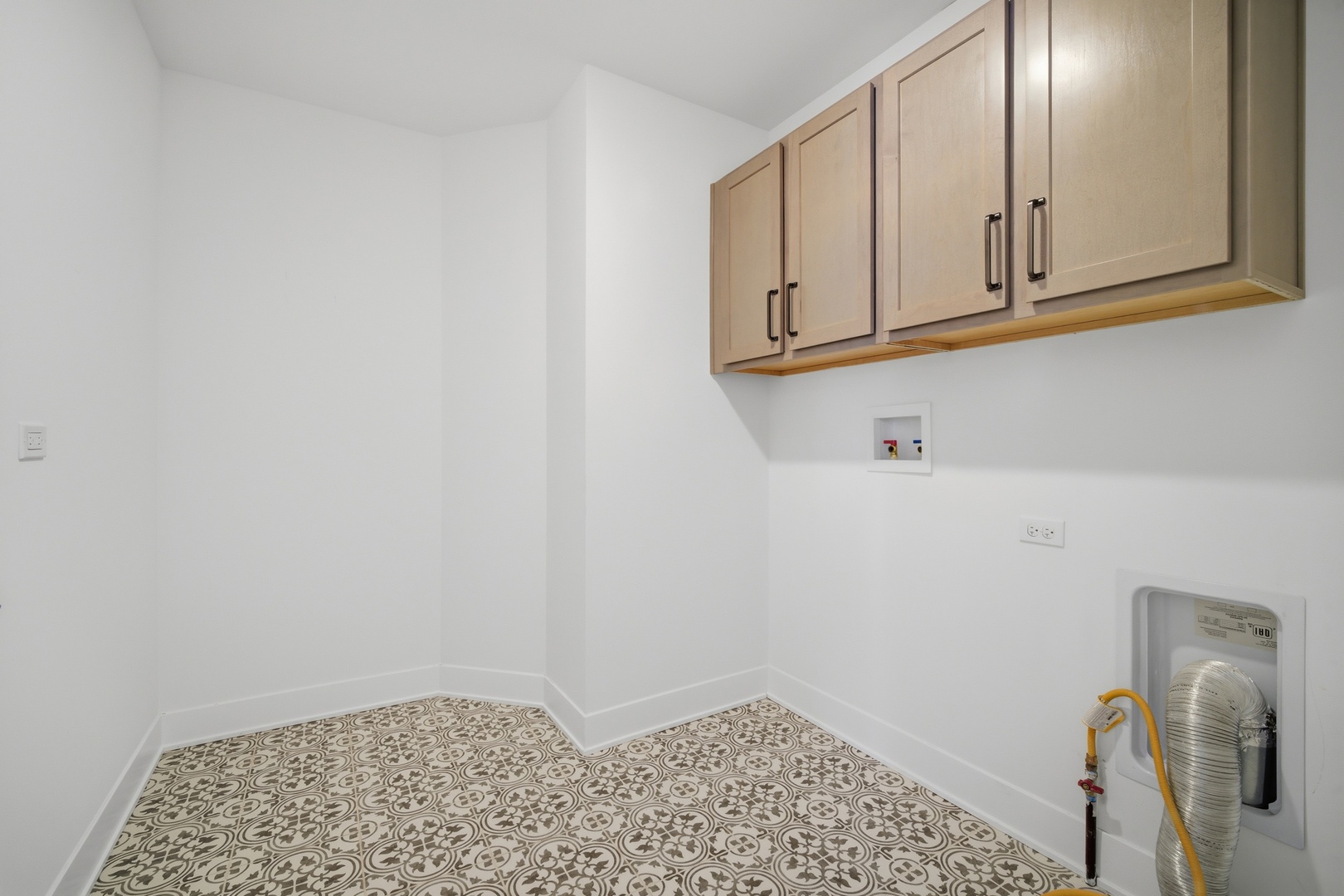 4 Crystal Downs Drive, Hawthorn Woods, IL 60047