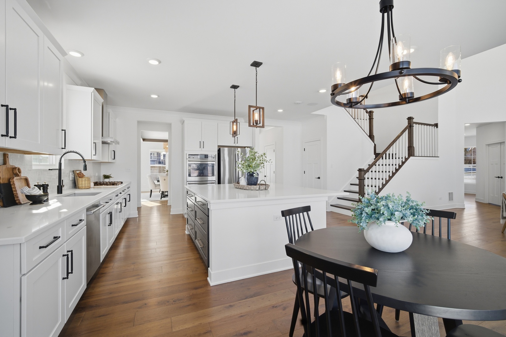 4 Crystal Downs Drive, Hawthorn Woods, IL 60047