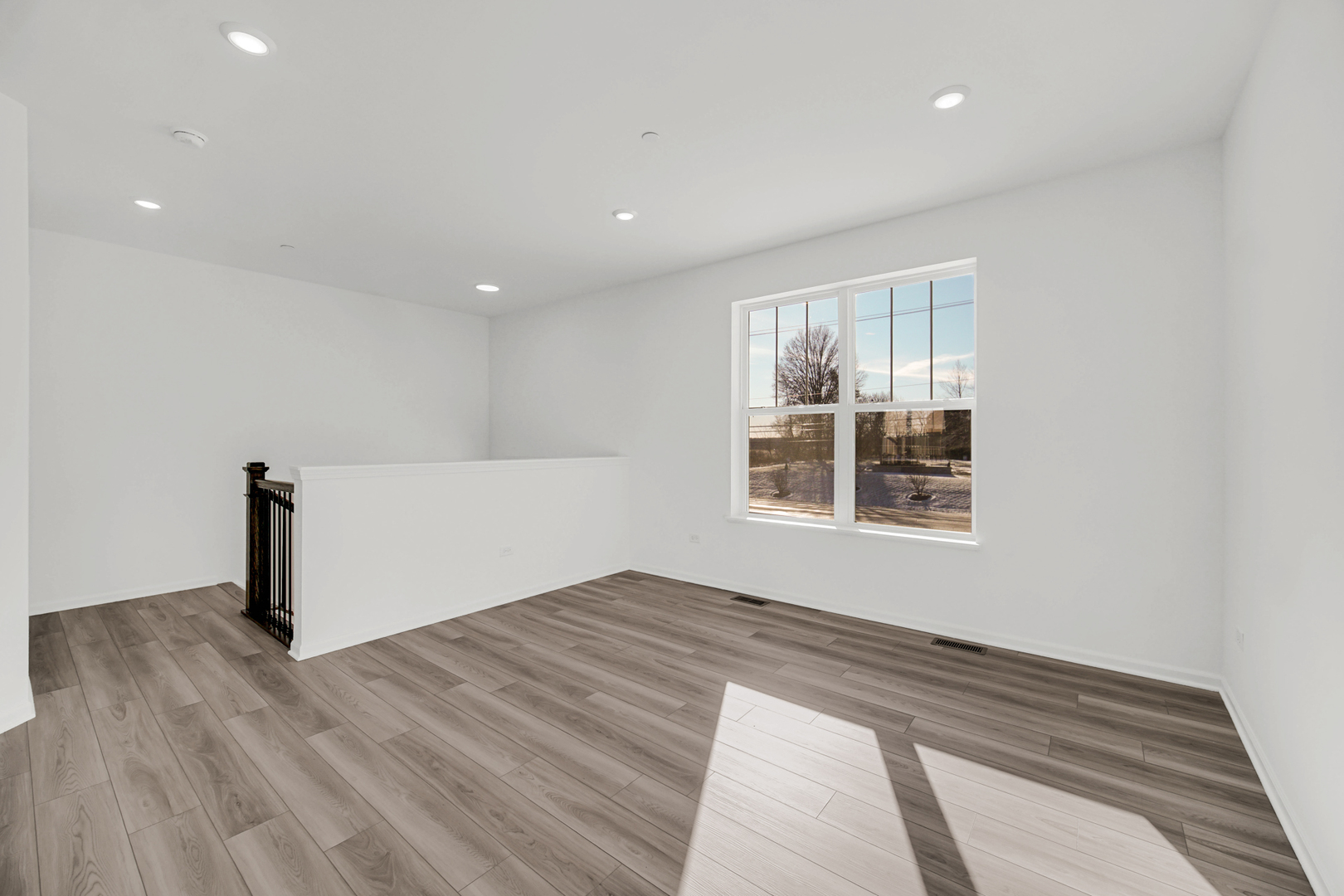 203 Settlers Place #203, West Dundee, IL 60118