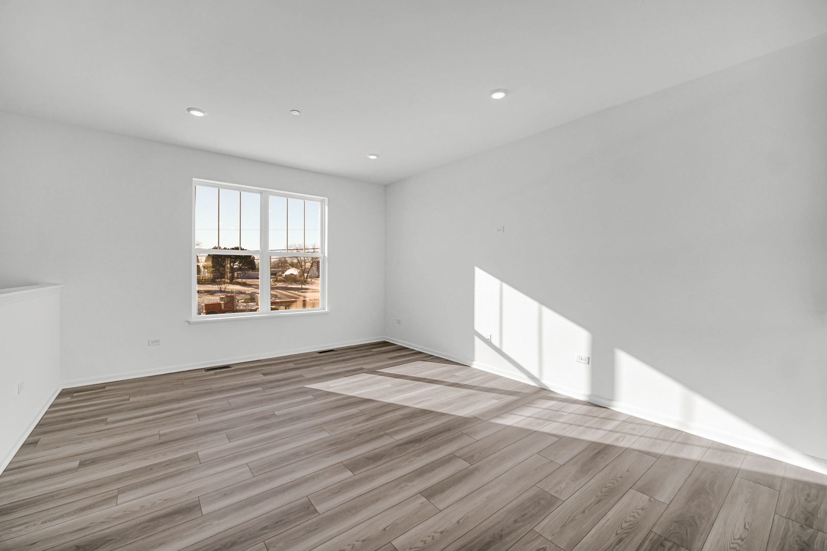 203 Settlers Place #203, West Dundee, IL 60118