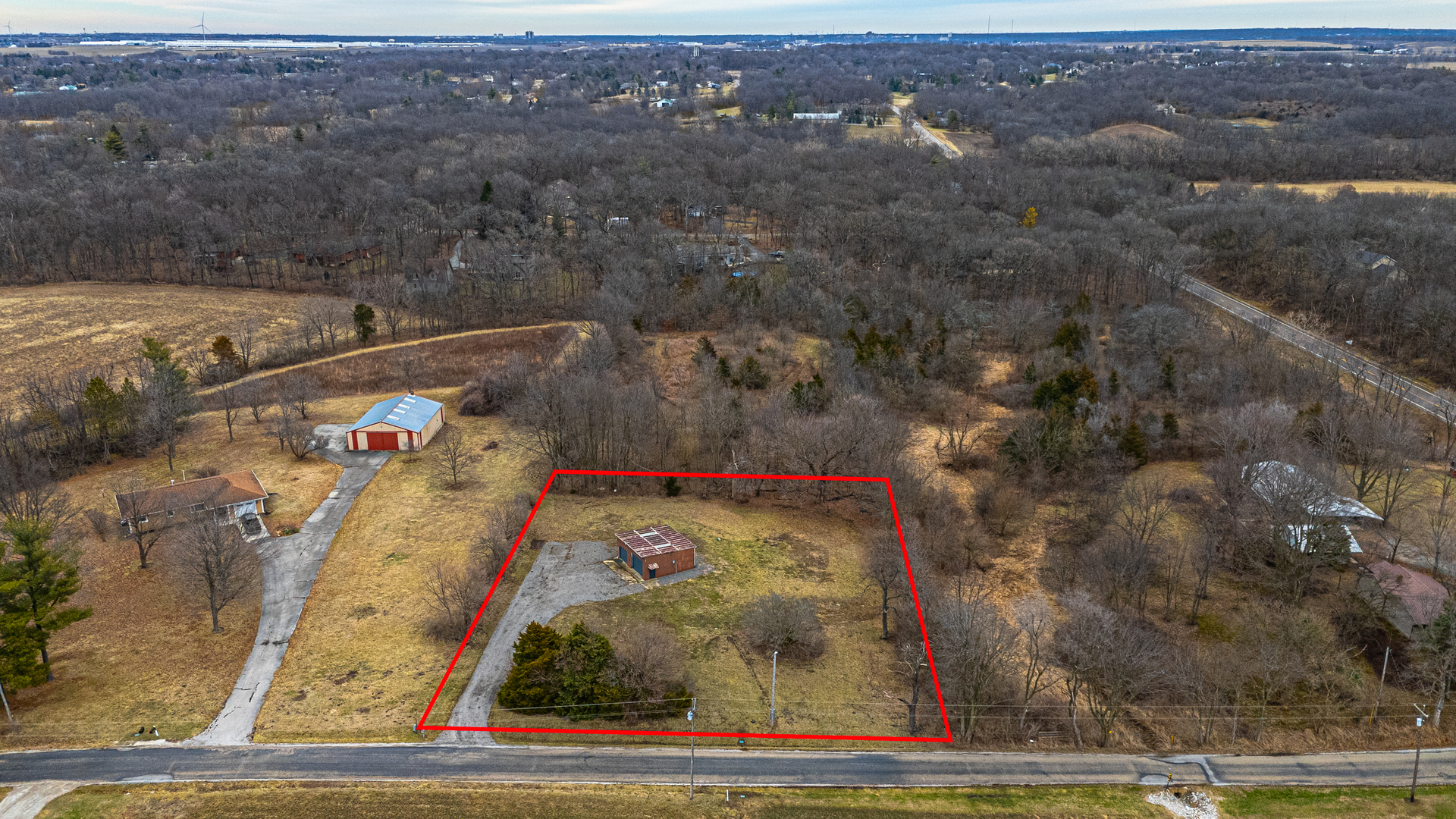 14111 Twin Grove Road, Bloomington, IL 61705