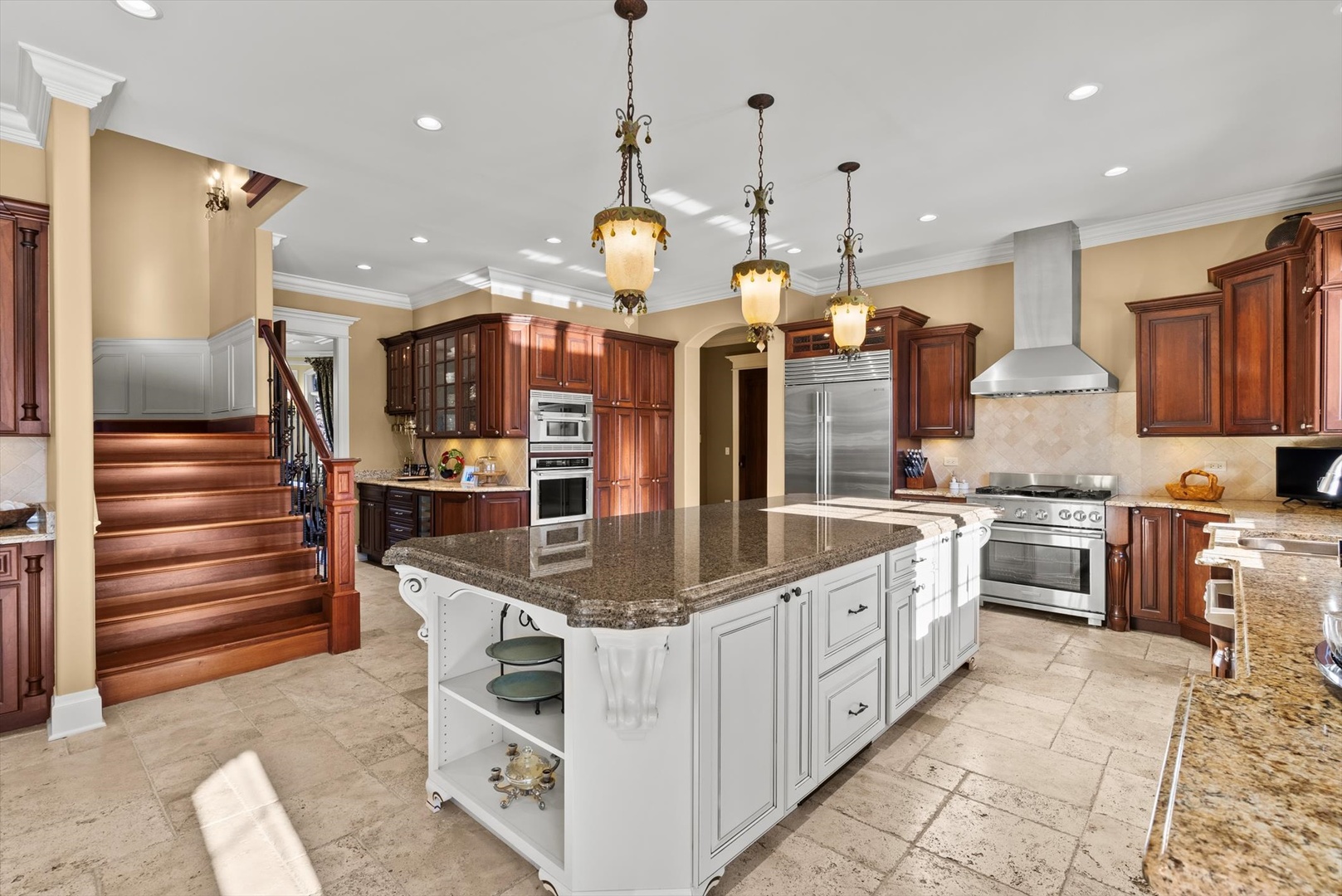 26 Meadow Road, Palos Park, IL 60464