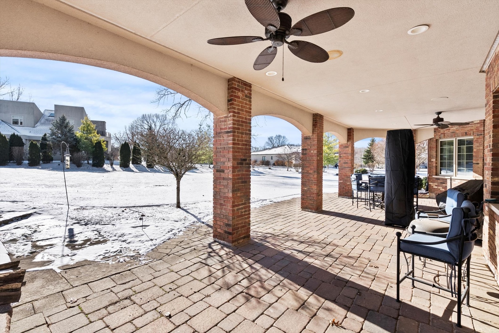 26 Meadow Road, Palos Park, IL 60464