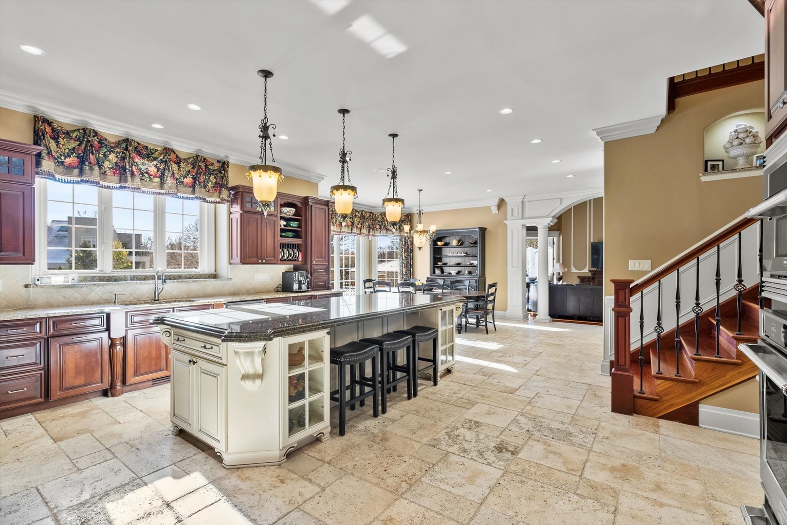 26 Meadow Road, Palos Park, IL 60464