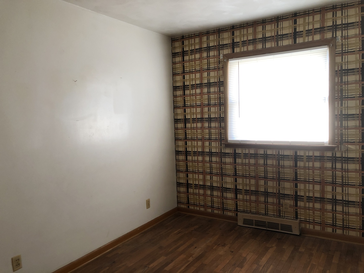 2708 Hobson Drive, Bloomington, IL 61704