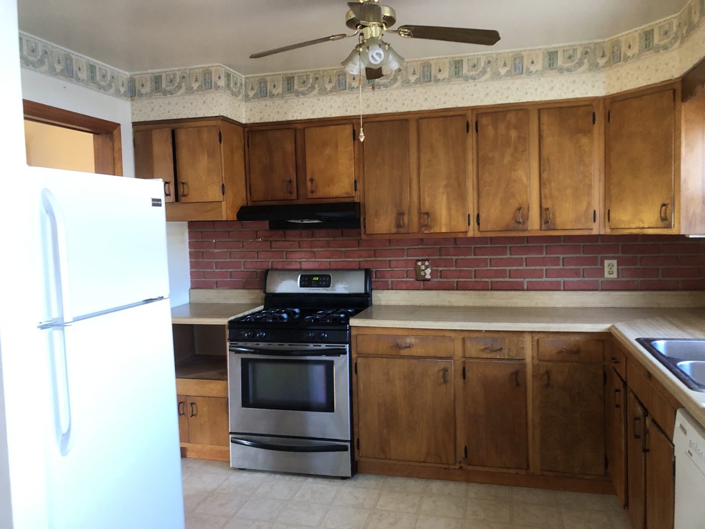 2708 Hobson Drive, Bloomington, IL 61704