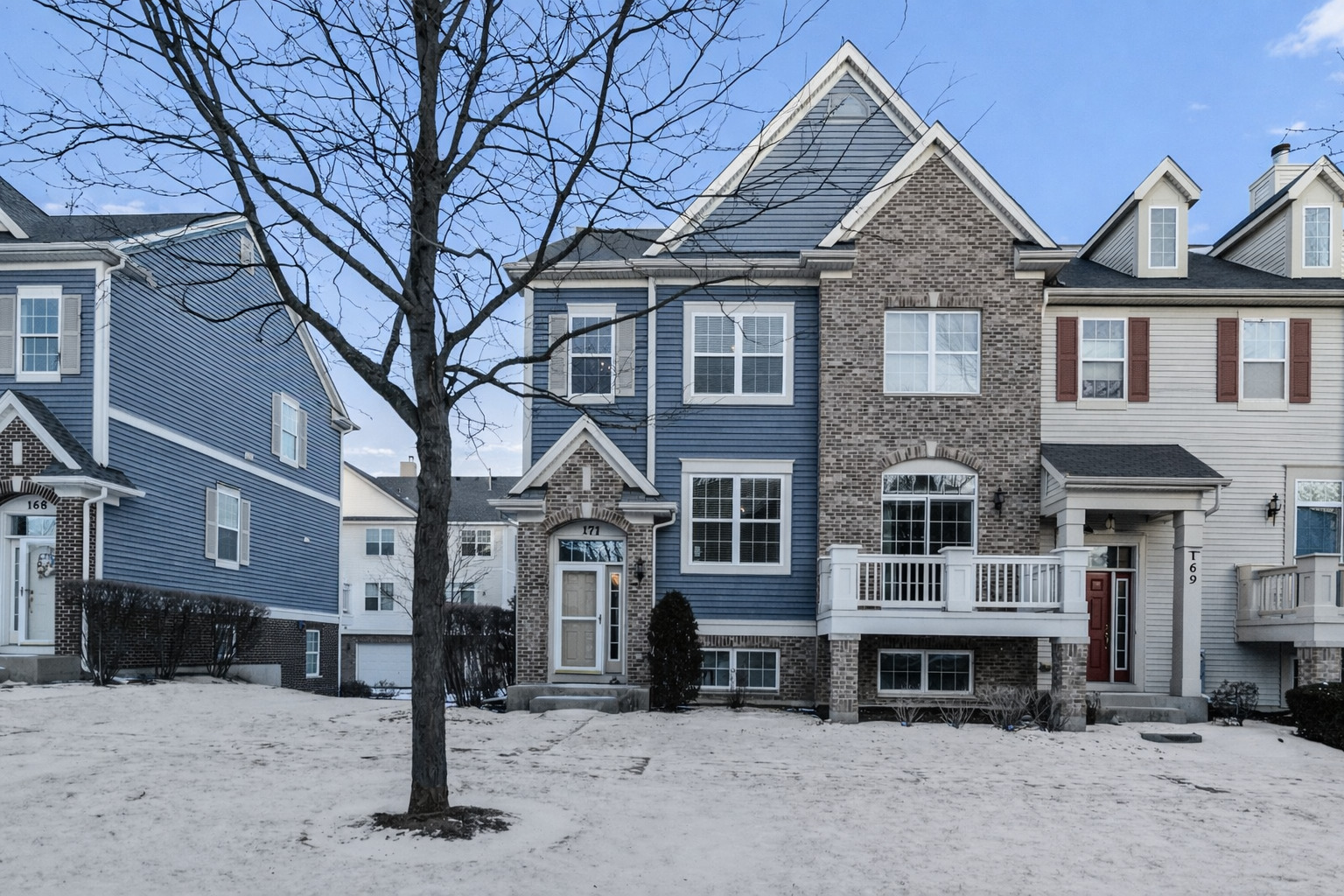 171 Shaftesbury Street #171, Carol Stream, IL 60188