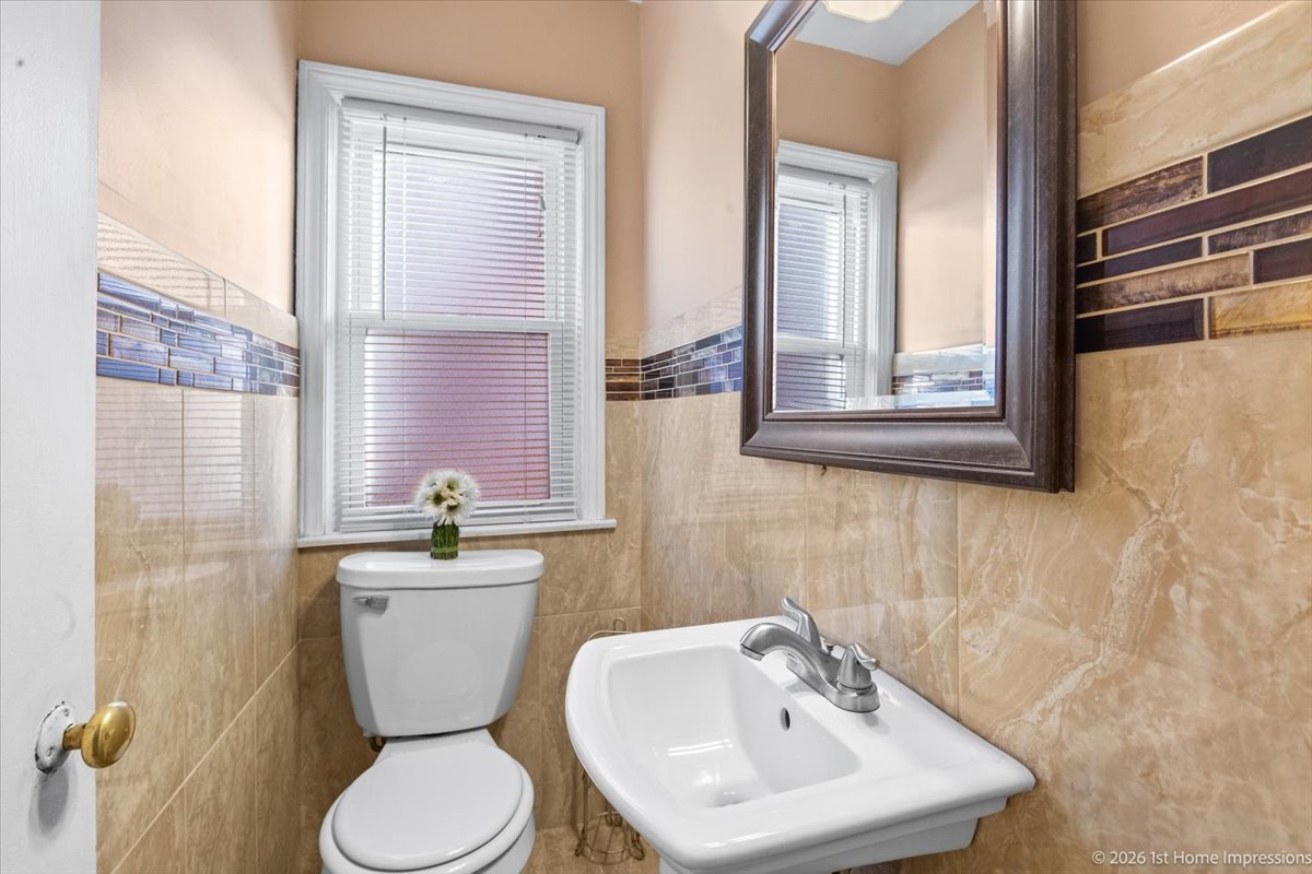 2517 W 107th Street, Chicago, IL 60655