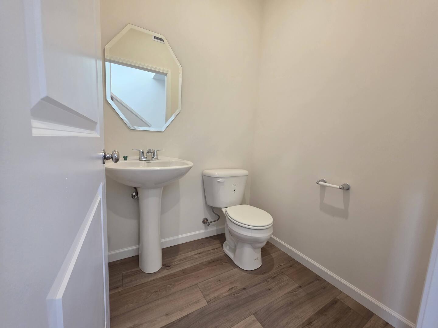 5919 Hawkweed Drive #5919, Naperville, IL 60564