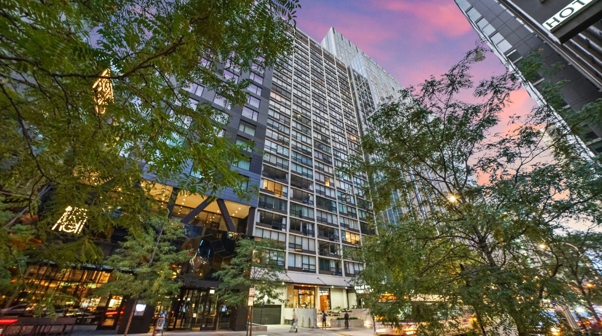 230 E Ontario Street #1206, Chicago, IL 60611