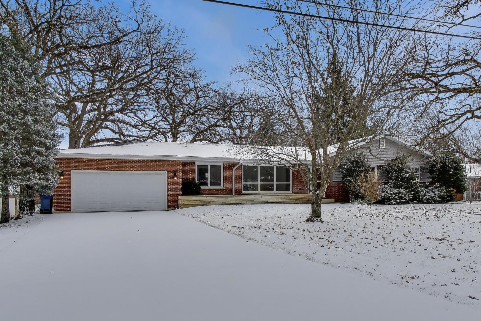 12111 S 68th Court, Palos Heights, IL 60463