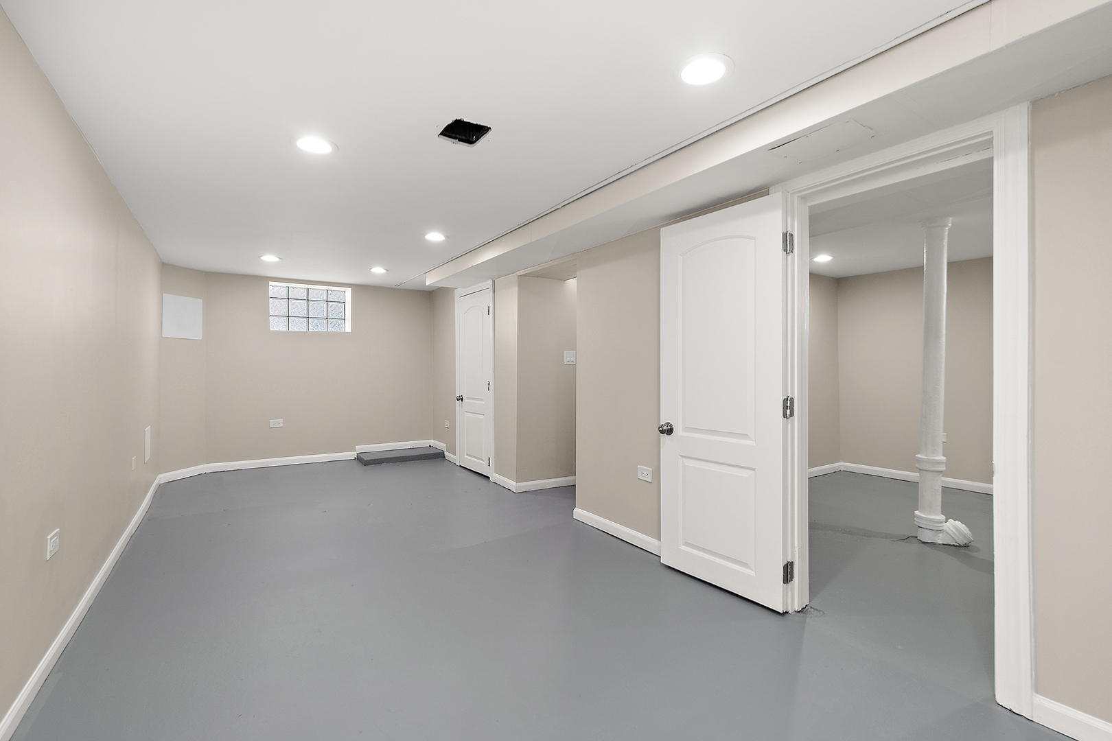 10119 S Yates Boulevard, Chicago, IL 60617