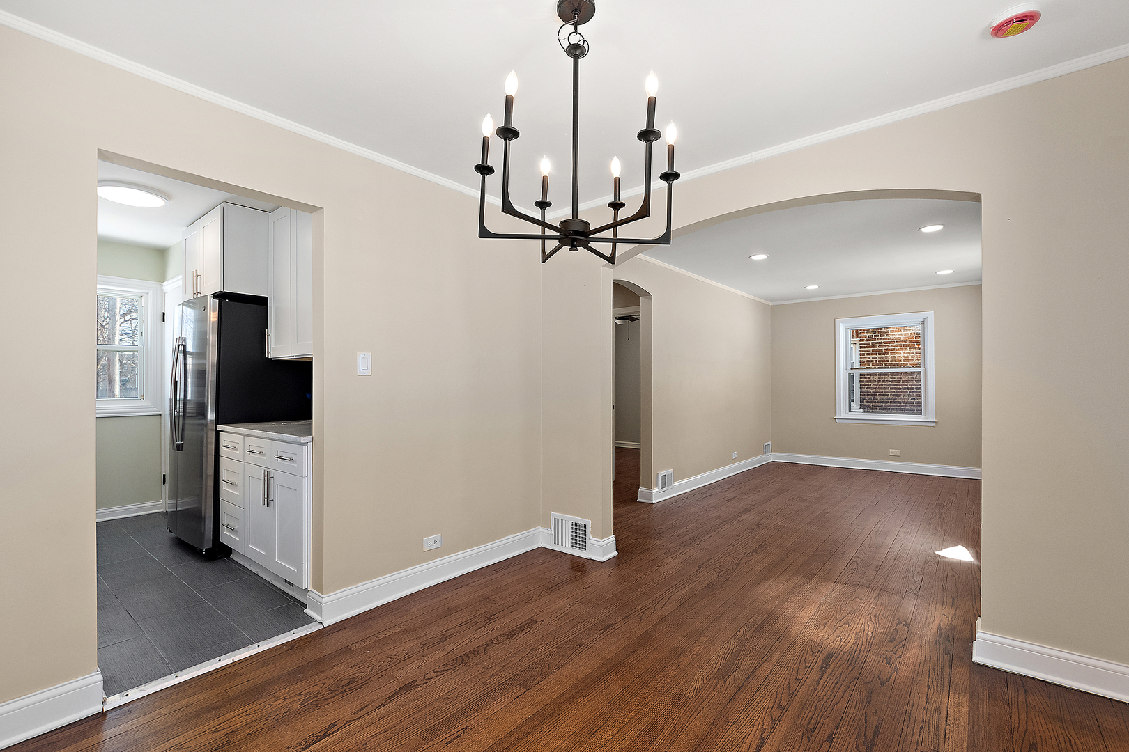 10119 S Yates Boulevard, Chicago, IL 60617