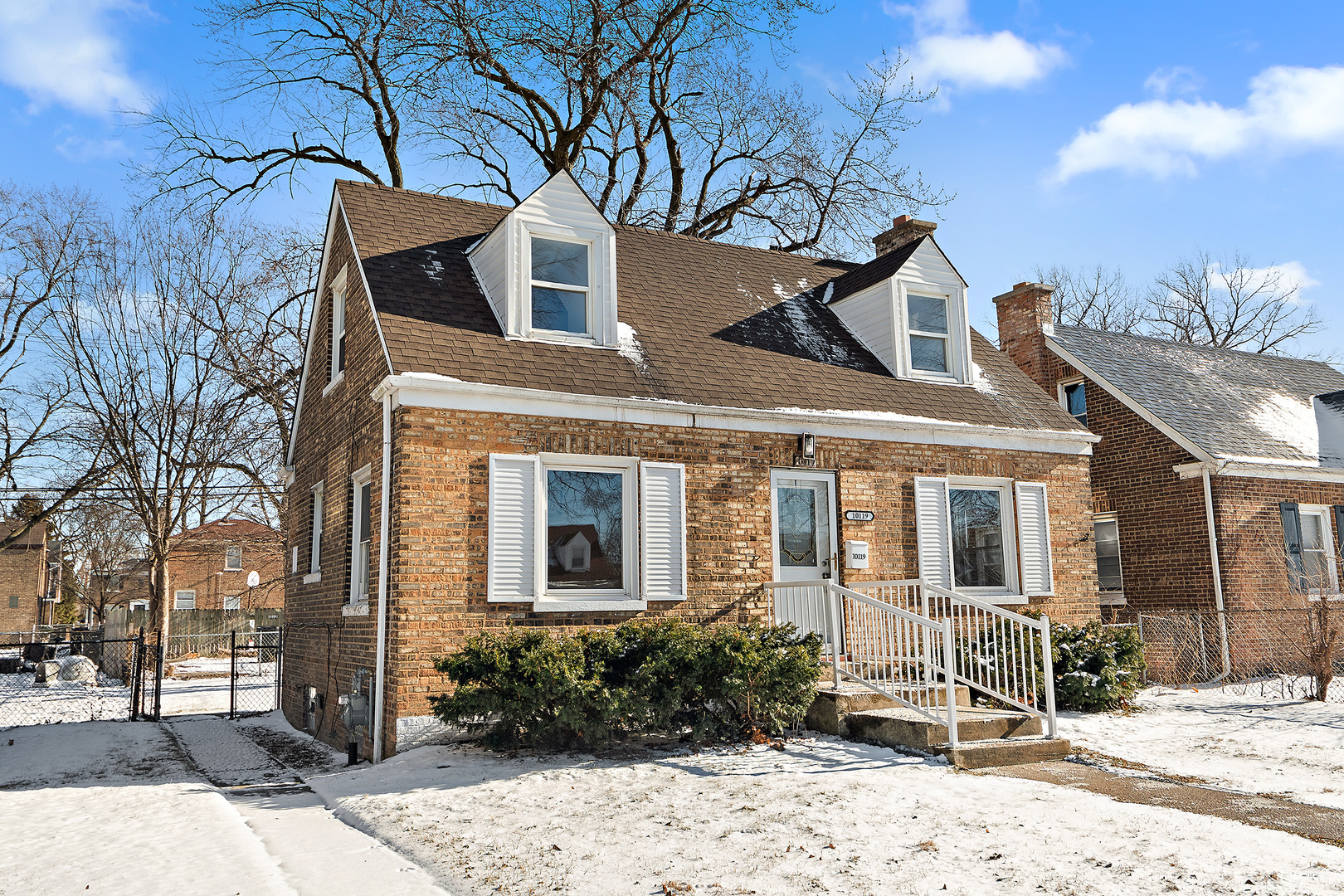 10119 S Yates Boulevard, Chicago, IL 60617