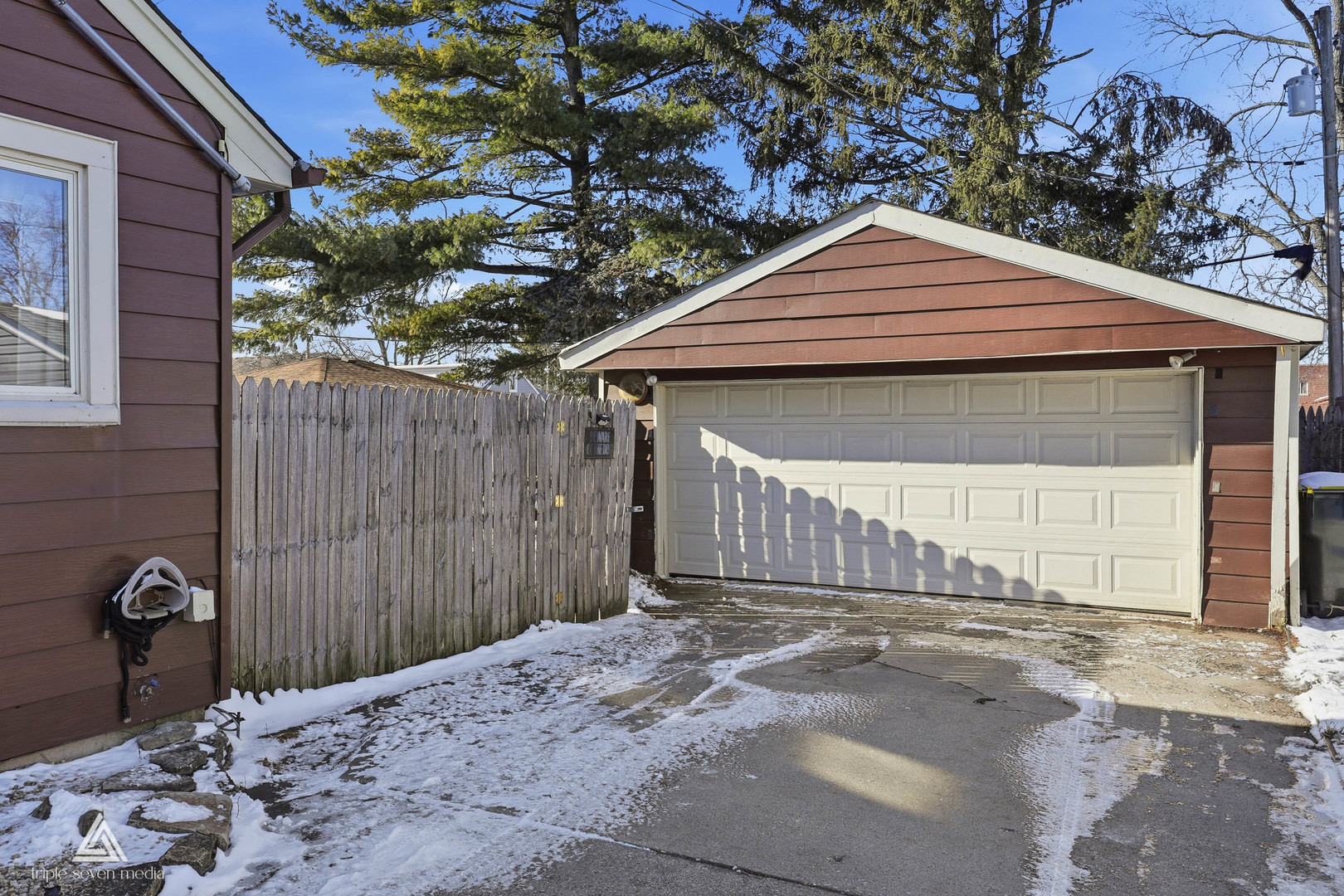 10816 Princess Avenue, Chicago Ridge, IL 60415