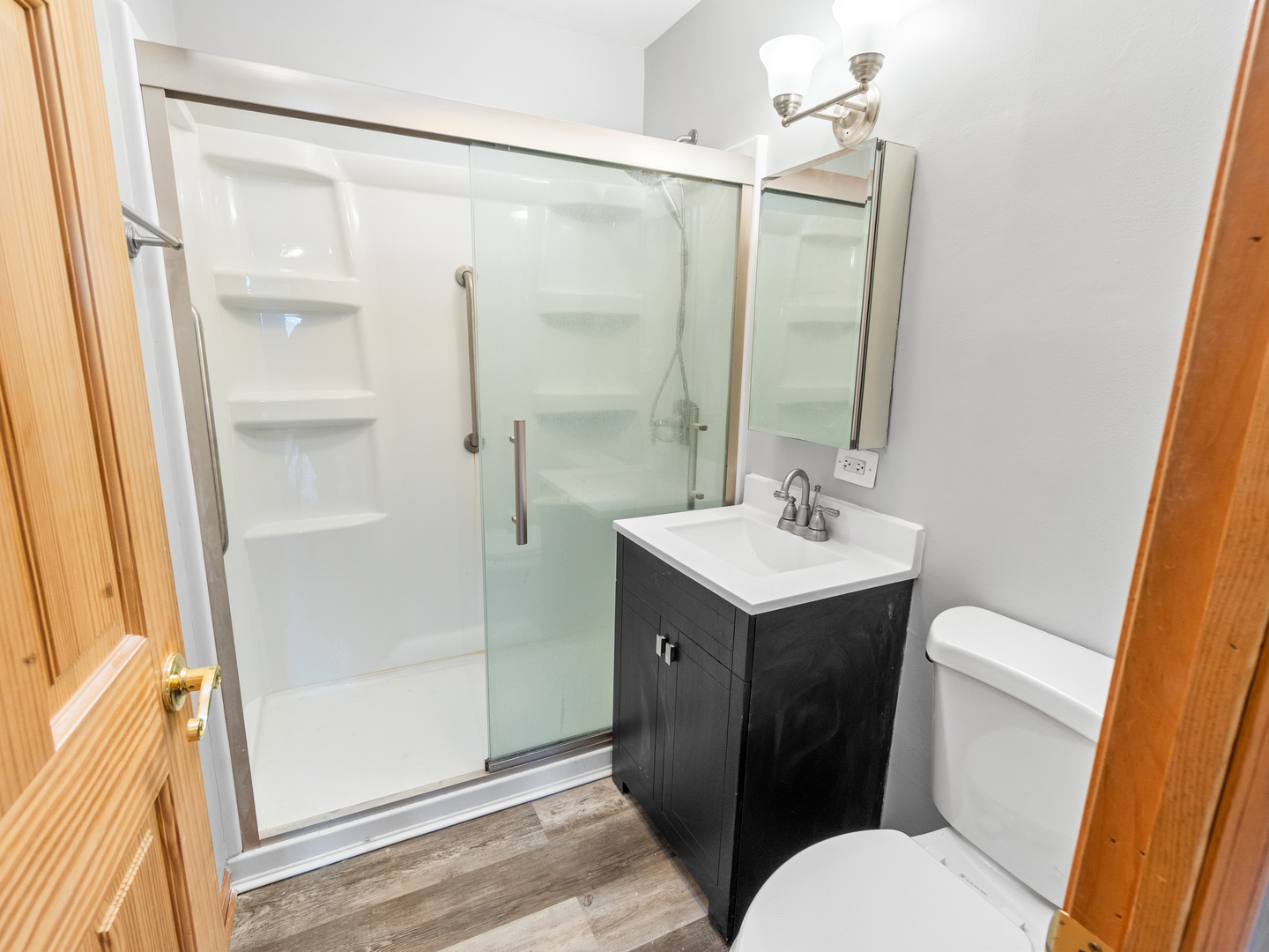 525 Glen Avenue, Romeoville, IL 60446