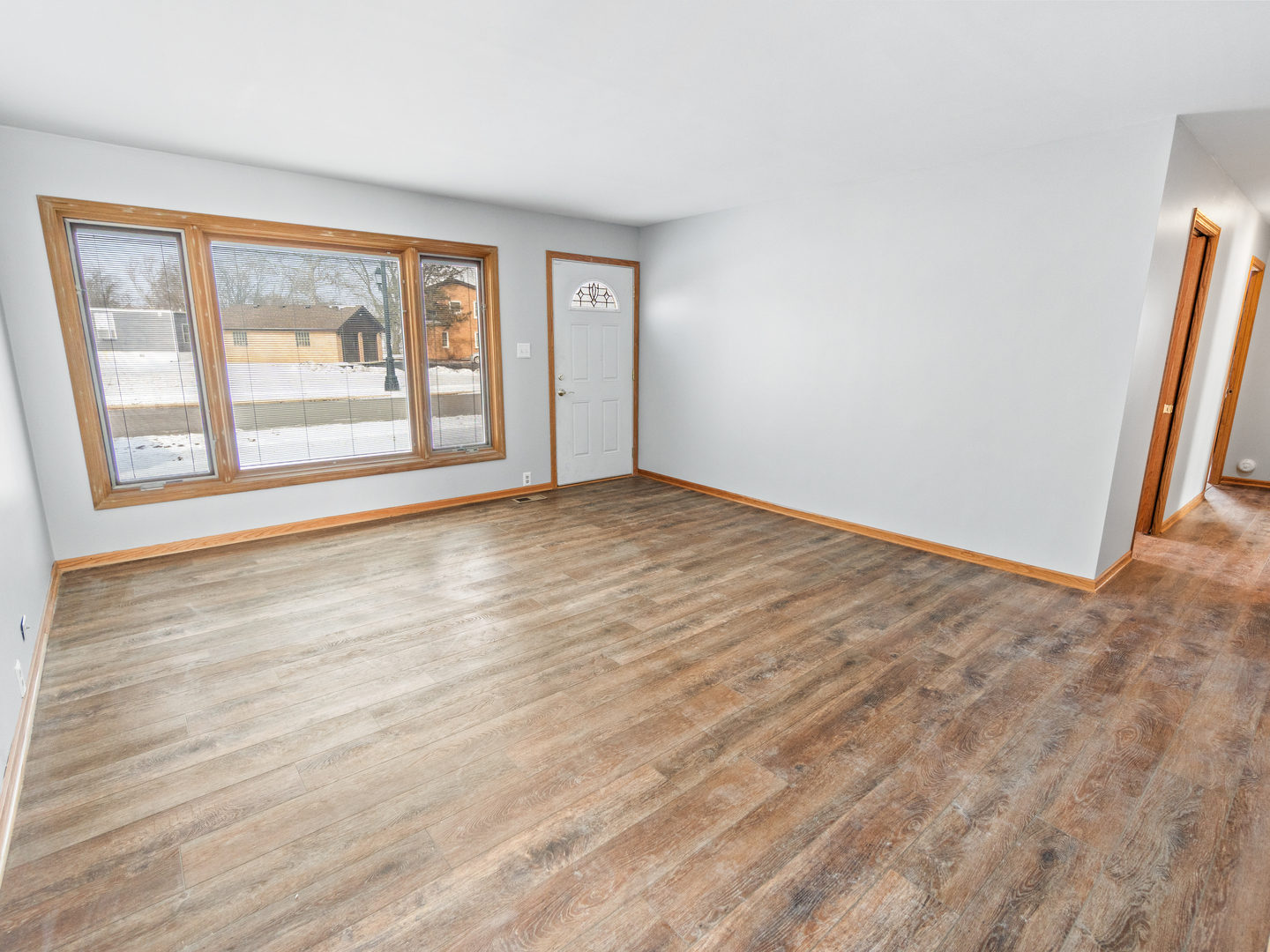 525 Glen Avenue, Romeoville, IL 60446