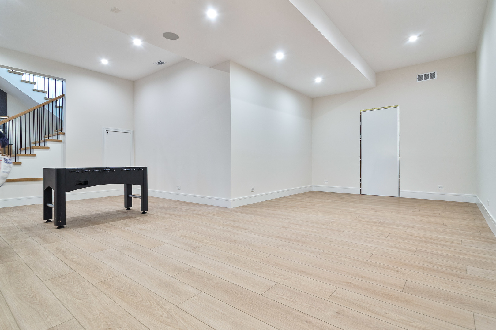 533 Kensington Court, Hinsdale, IL 60521