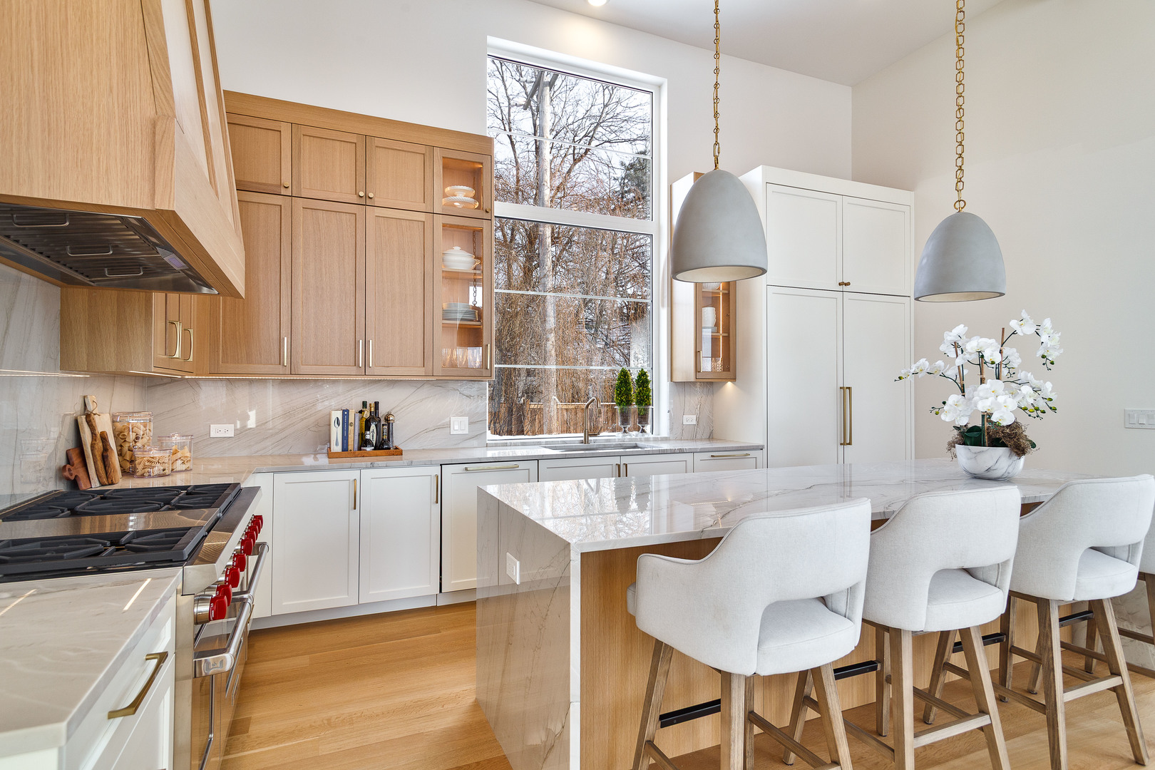 533 Kensington Court, Hinsdale, IL 60521