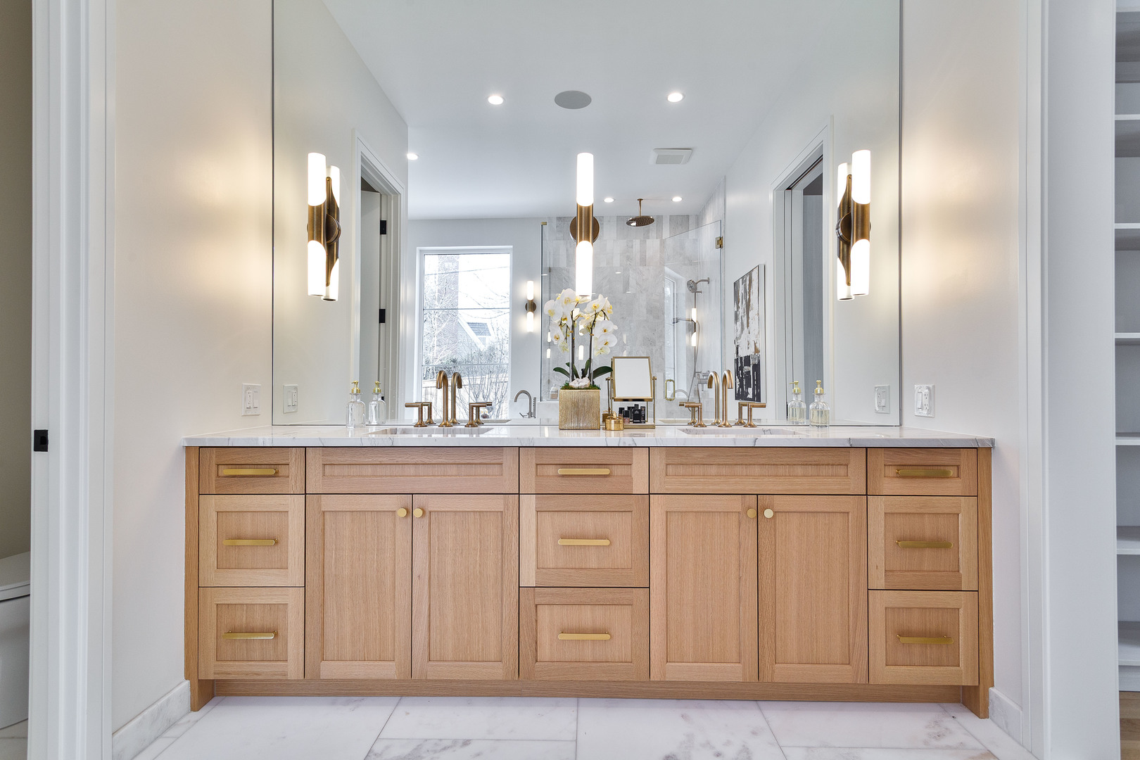 533 Kensington Court, Hinsdale, IL 60521