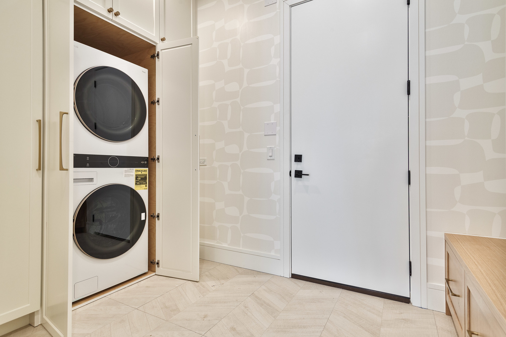 533 Kensington Court, Hinsdale, IL 60521