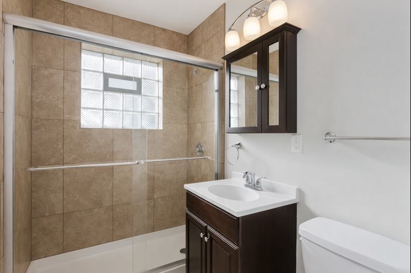 14405 S Calhoun Avenue, Burnham, IL 60633