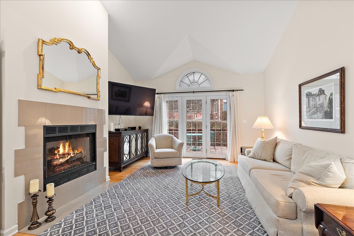 16815 Crystal Court, Tinley Park, IL 60477