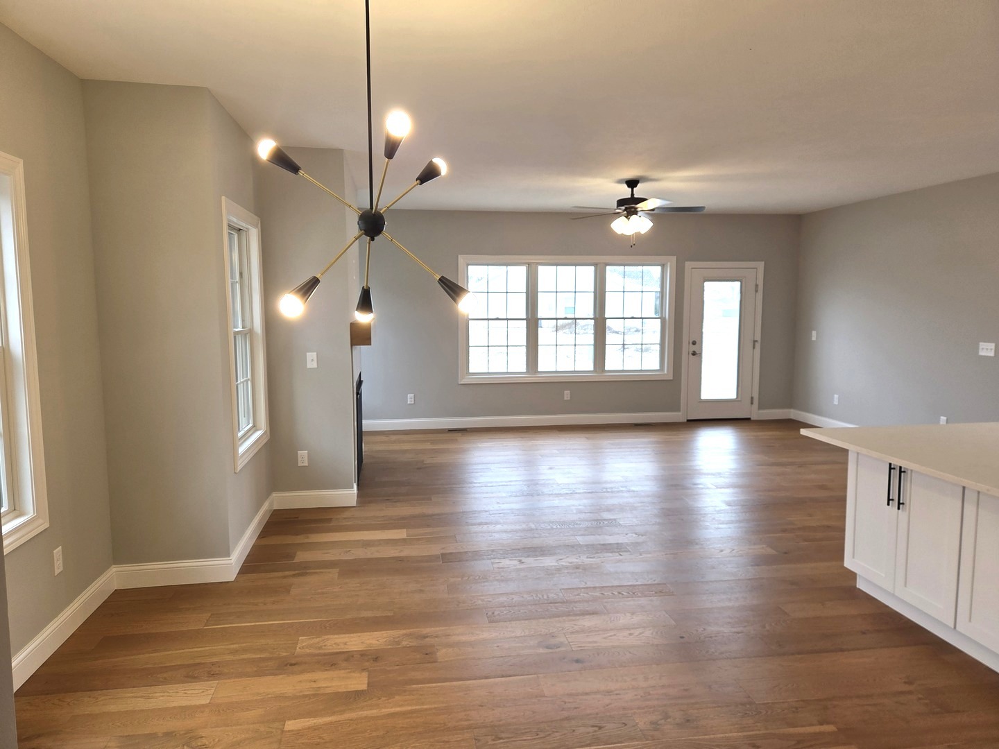 3 Saint Ivans Circle, Bloomington, IL 61705