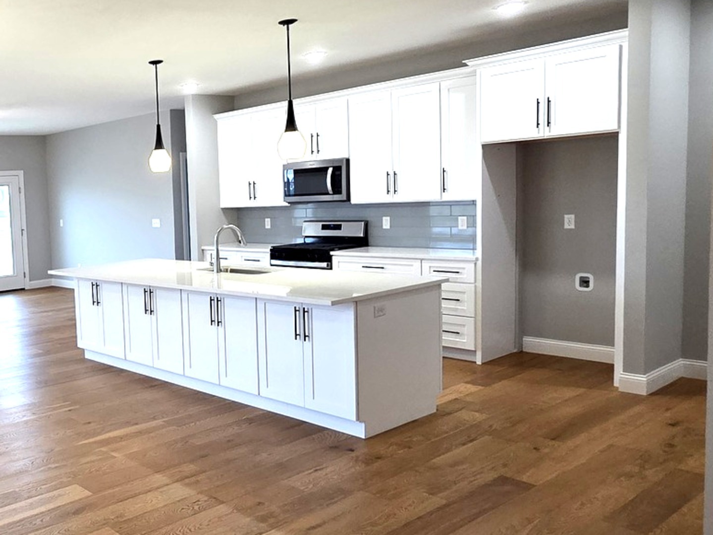 3 Saint Ivans Circle, Bloomington, IL 61705