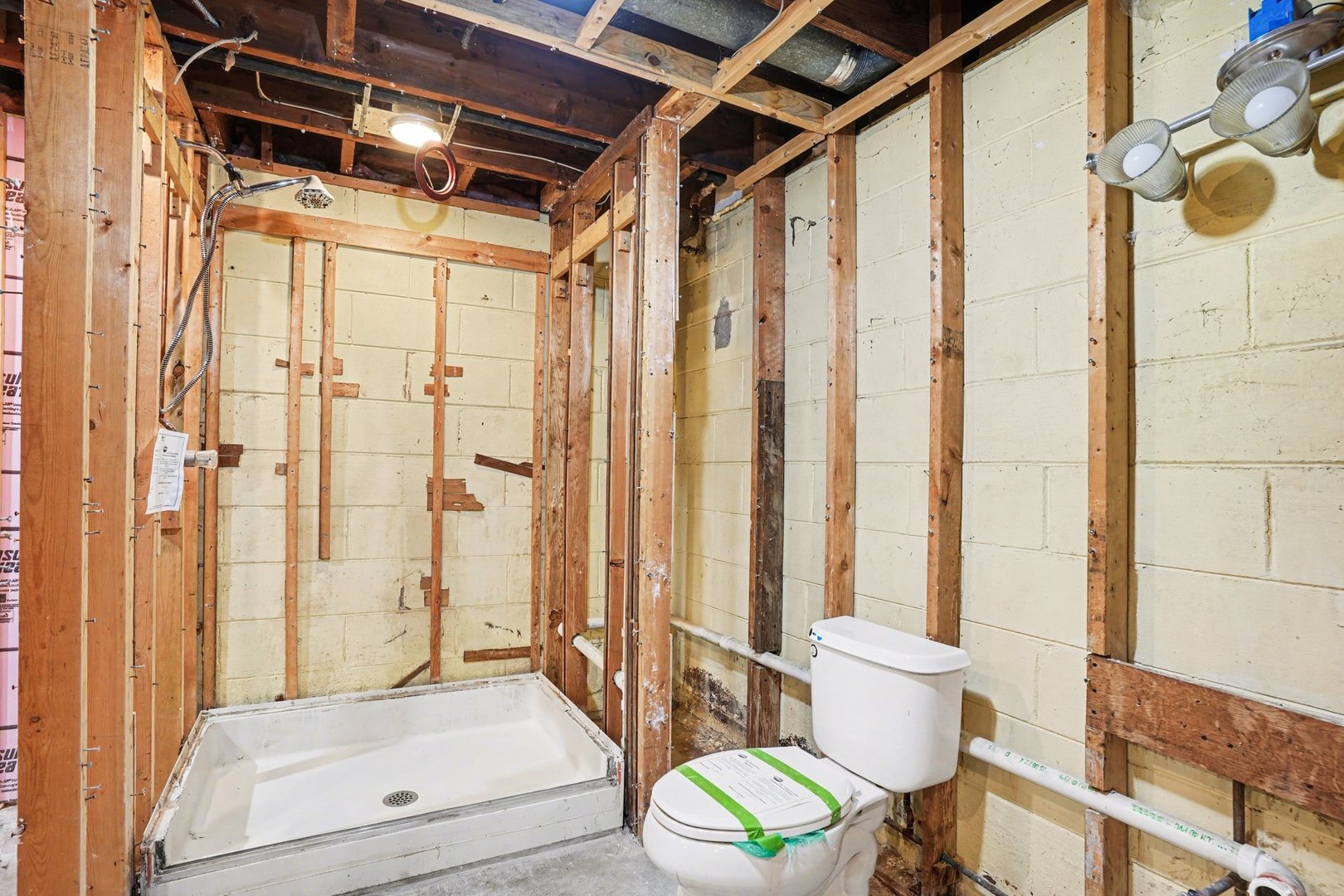 1124 W Hawkins Street, Kankakee, IL 60901