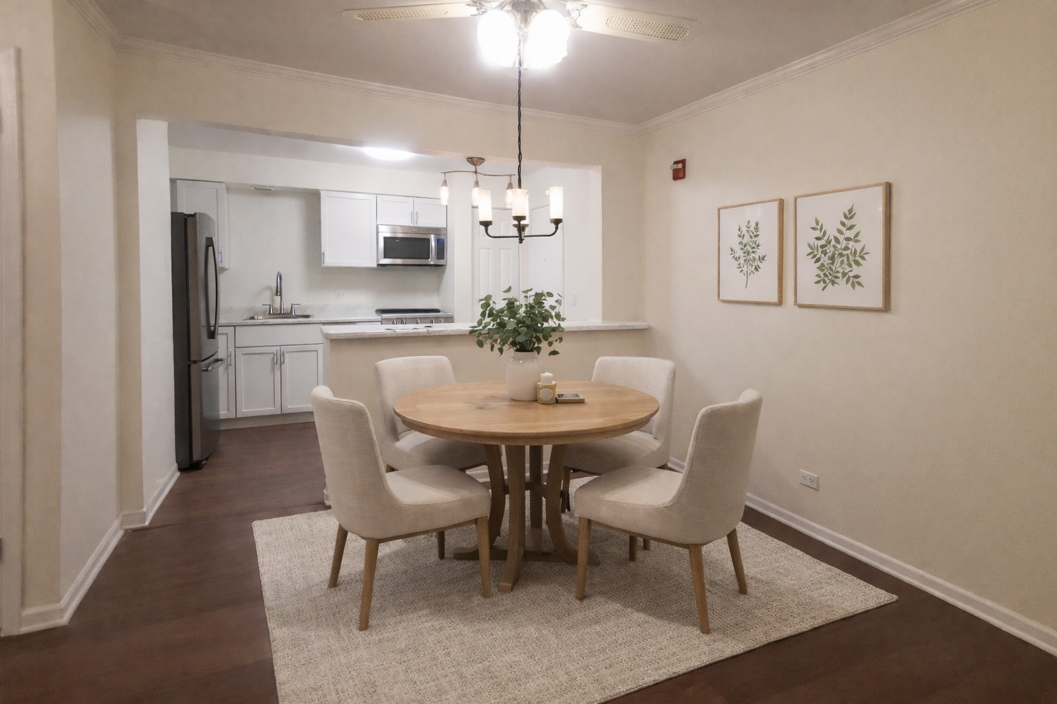 2331 Ogden Avenue #4, Downers Grove, IL 60515