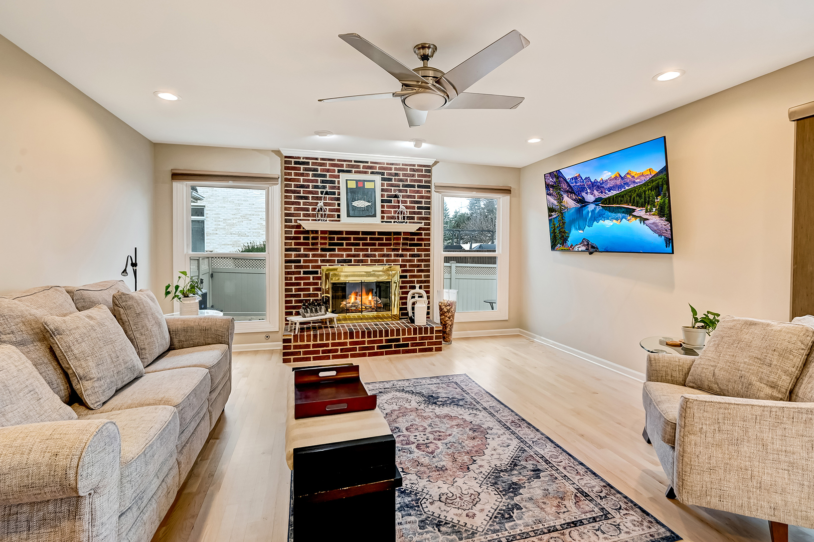 1770 W Windmill Court, Addison, IL 60101