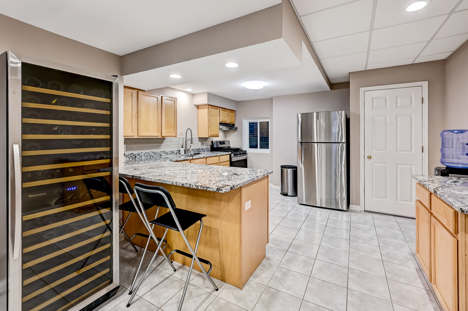 1770 W Windmill Court, Addison, IL 60101