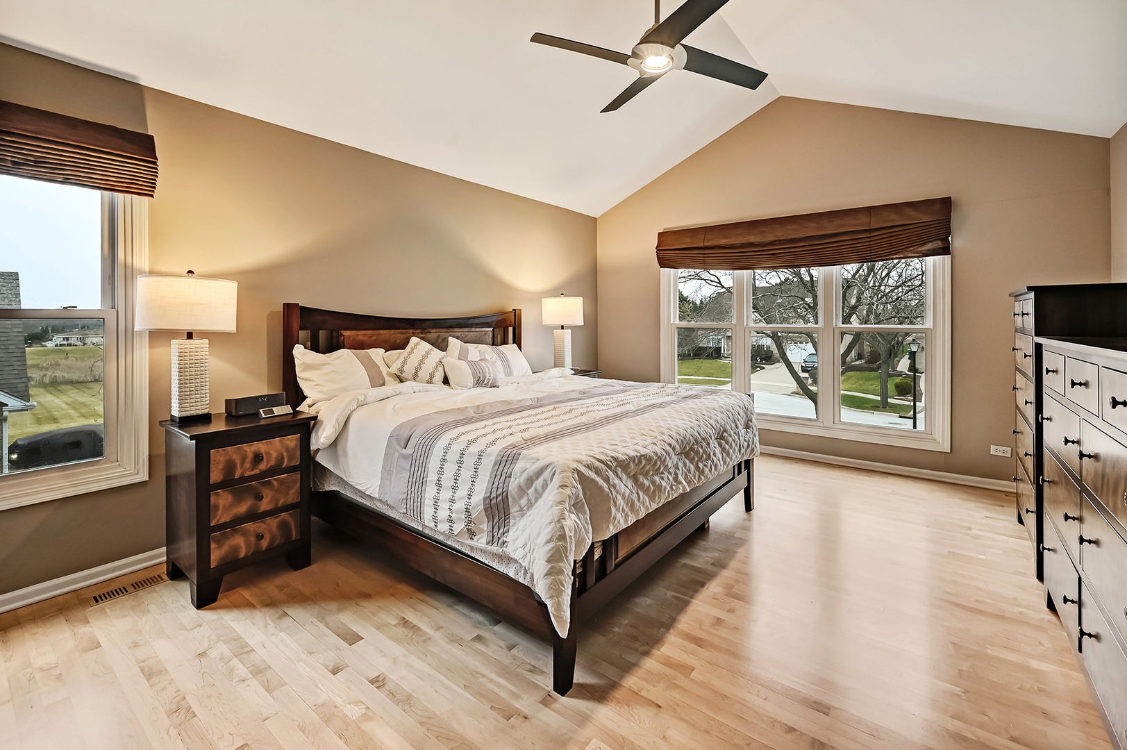 1770 W Windmill Court, Addison, IL 60101